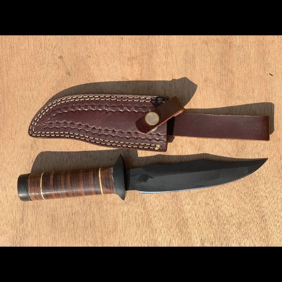 Full Size sheath knife, Carbon Steel, Leather Sheath - Picture 2 of 4